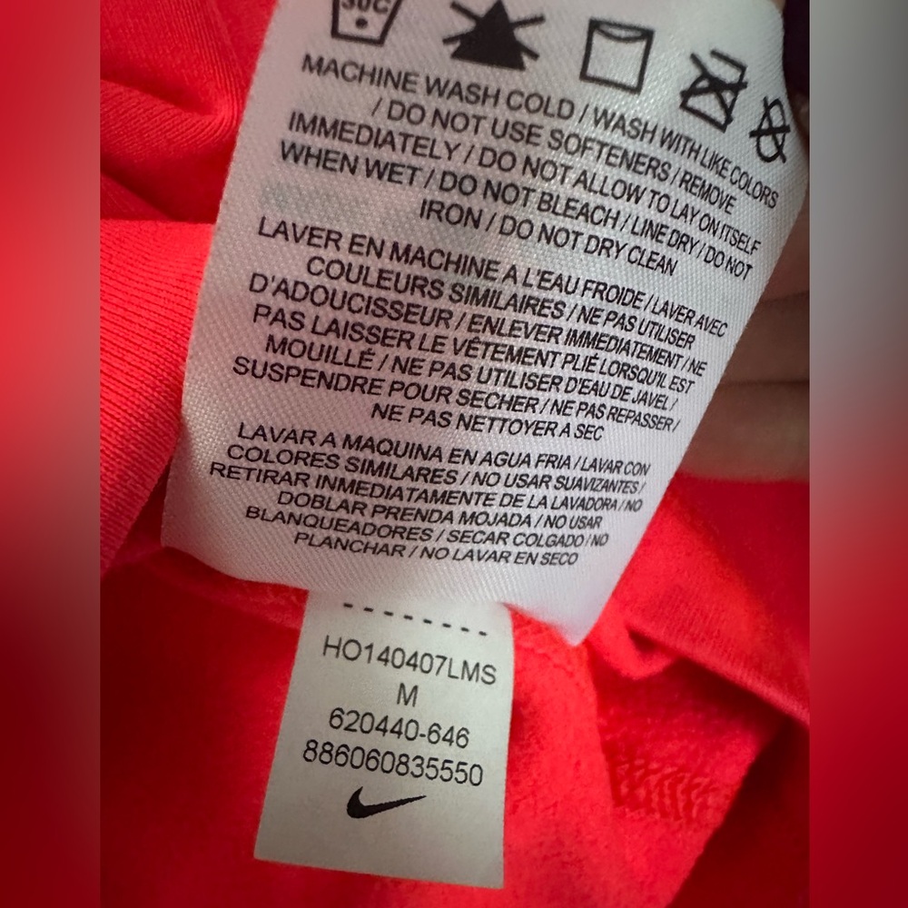 Nike Dri-Fit Women's Vibrant Pink Quarter-Zip Sweatshirt - Picture 5 of 7
